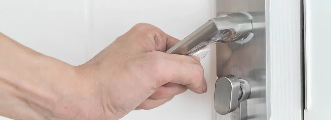 Expert Garage Door Opener Repair and Installation in Southchase, FL