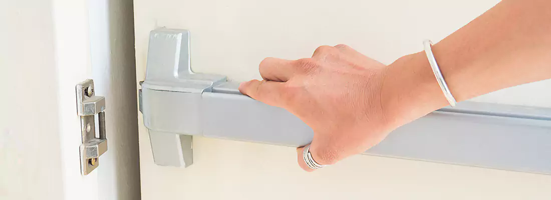 Fast and Affordable Door Panic Bar Installation in Southchase, FL